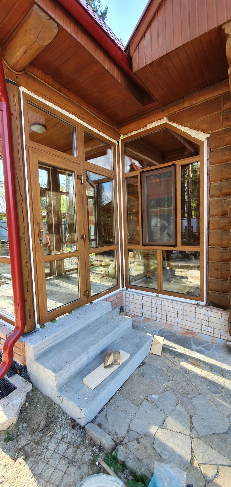 Мы также занимаемся остеклением <mark class=